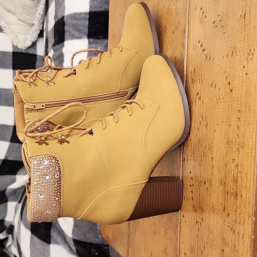 Xoxo Tan Ankle Boots Size 9